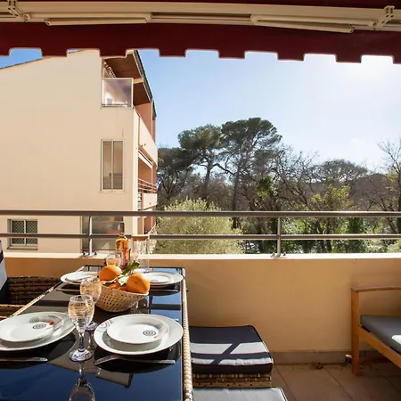 Apartment Le Royal Park By Interhome
